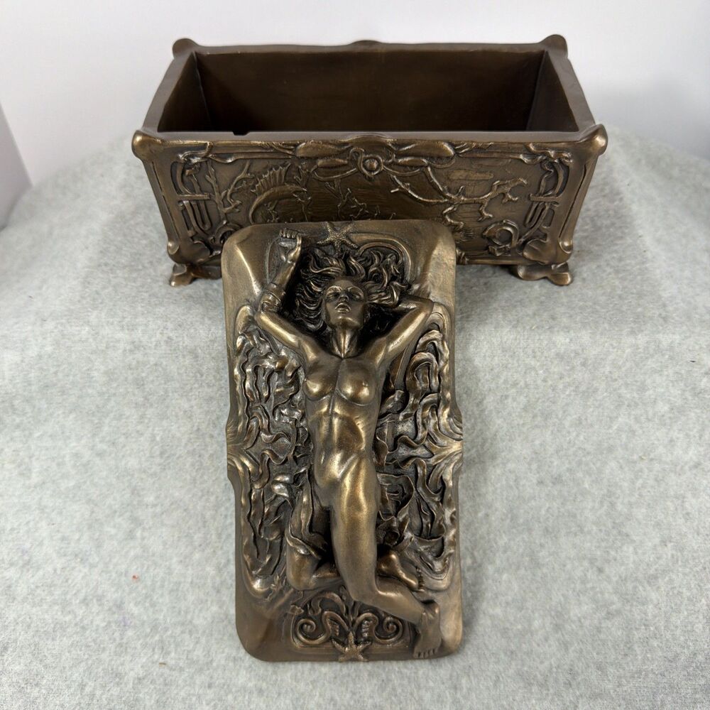Vintage Sirens Style Casket Jewelry Trinket Box with Woman Figure on the Lid - Picture 4 of 10